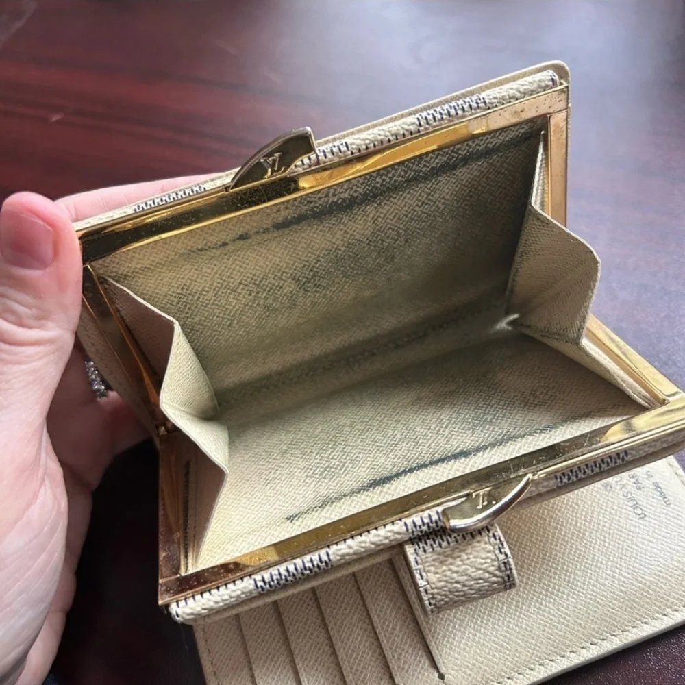 LOUIS VUITTON Cream Portefeuille Viennois Damier Bifold Wallet